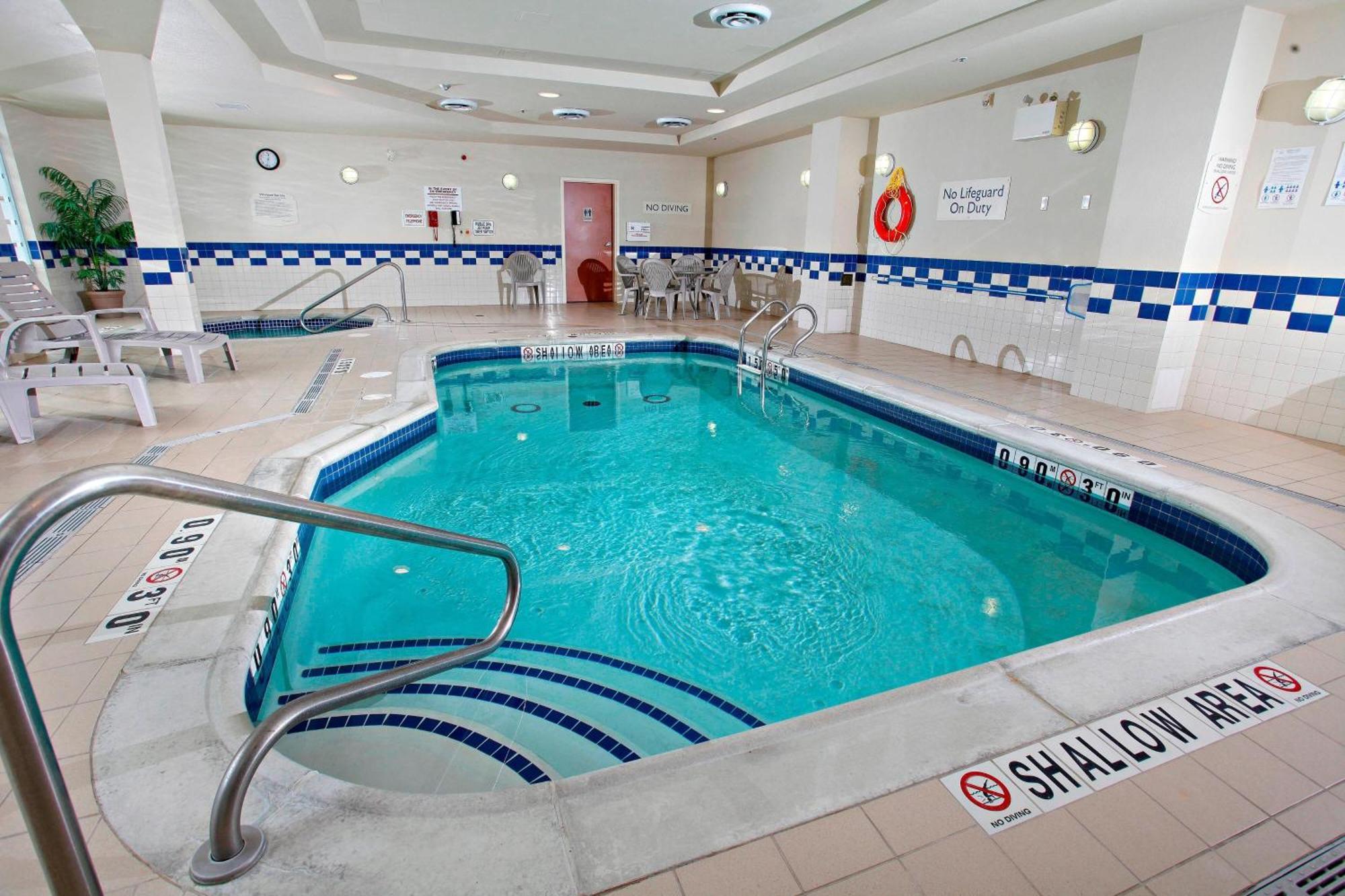 Marriott Fairfield Sudbury Hotel Buitenkant foto