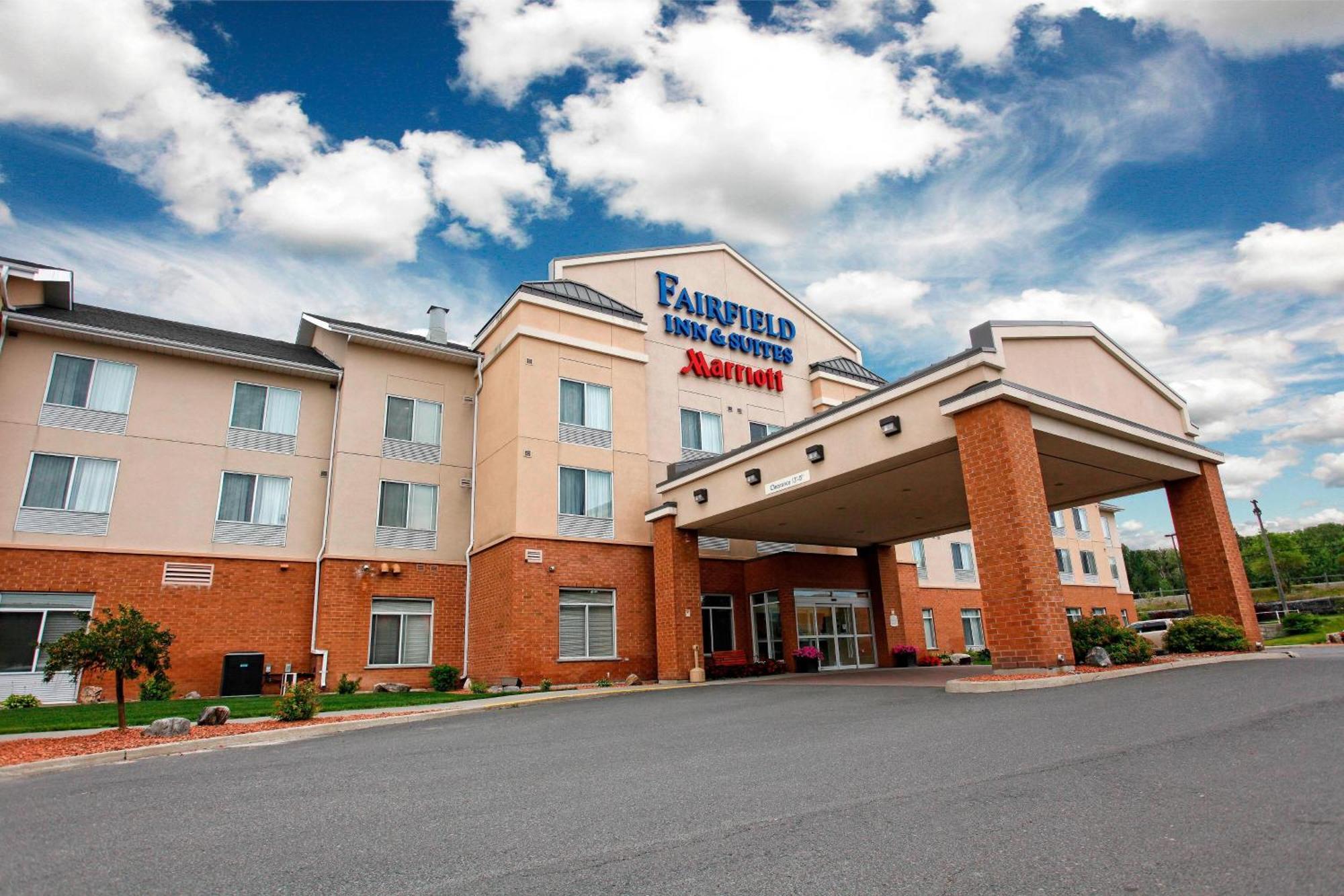 Marriott Fairfield Sudbury Hotel Buitenkant foto